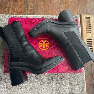 Tory Burch, Chelsea boots.